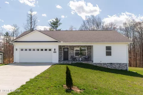 228 Vista Springs Ln, Oliver Springs, TN 37840