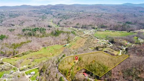 3400 Huntsville Hill Rd, Helenwood, TN 37755