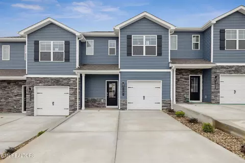 3481 Tyee Crossing Way, Kodak, TN 37764
