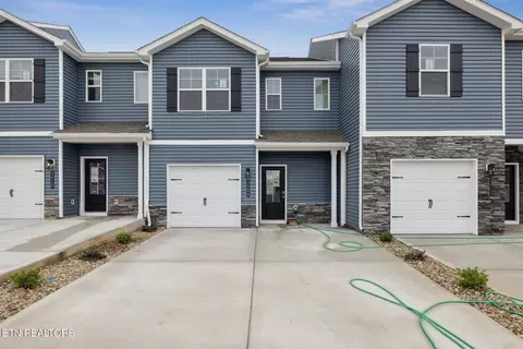 3506 Tyee Crossing Way, Kodak, TN 37764