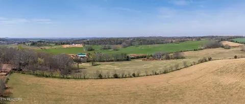 1404 Trigonia Rd, Maryville, TN 37801