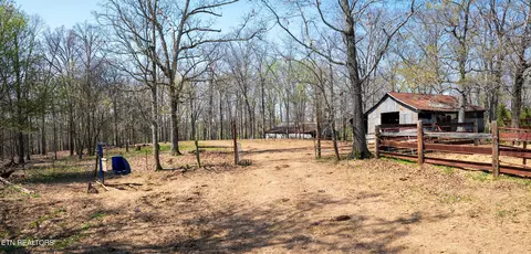 1428 Trigonia Rd, Maryville, TN 37801