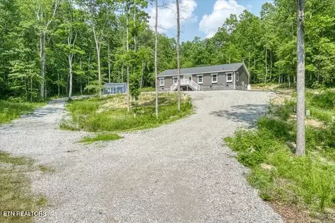 101 Woods Hollow Ln, Crossville, TN 38571