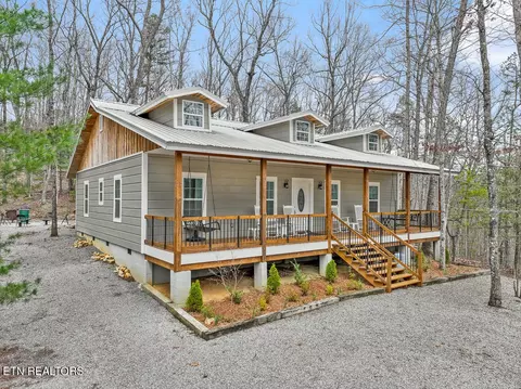 6134 Bobcat Tr, Tallassee, TN 37878