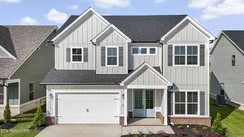 2520 Maroon Bells Rd, Knoxville, TN 37932