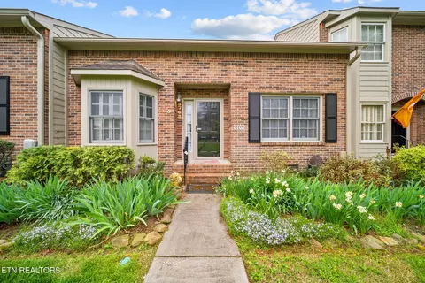 8762 Aragon Ln #7, Knoxville, TN 37923