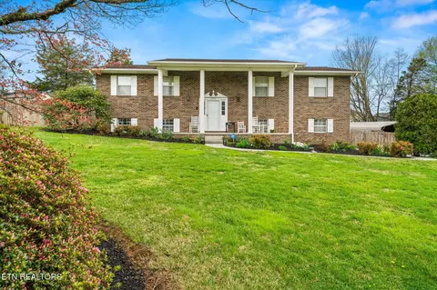 7205 Chartwell Rd, Knoxville, TN 37931