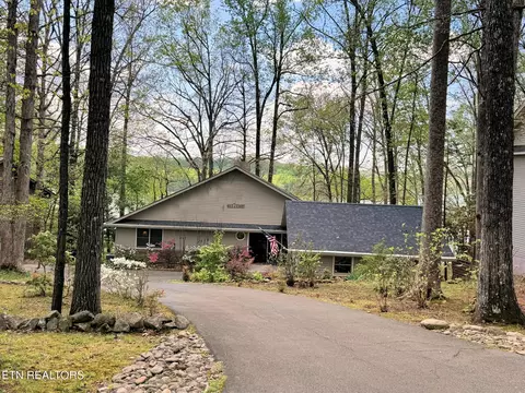 108 Tigitsi Ln, Loudon, TN 37774