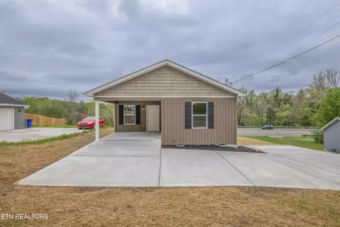 117 Wealdwood Dr, Clinton, TN 37716