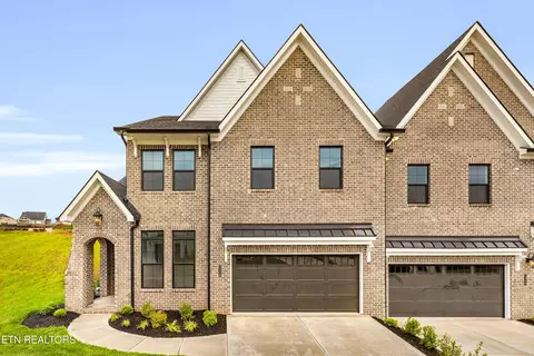 1136 Branch Hook Rd, Knoxville, TN 37934
