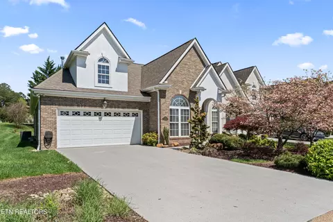 5242 Kaydee Way, Knoxville, TN 37918