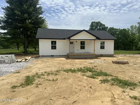 2765 Banner Springs Rd, Jamestown, TN 38556