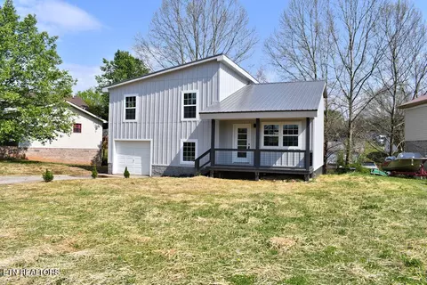 1727 Norlil Rd, Sevierville, TN 37876