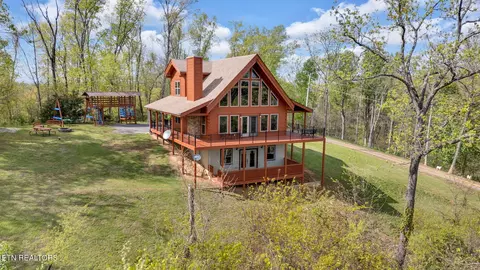 470 Vinson Hollow Rd, Bybee, TN 37713