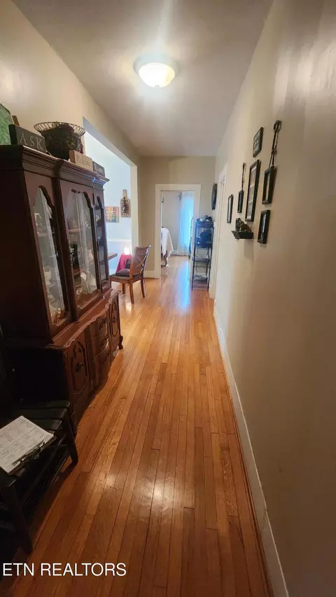 Entry Way - 205 N N Main St, Oneida, TN 37841 photo 1 of 4