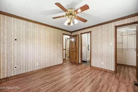 Bedroom - 6116 Mcneely Rd, Corryton, TN 37721 photo 2 of 4