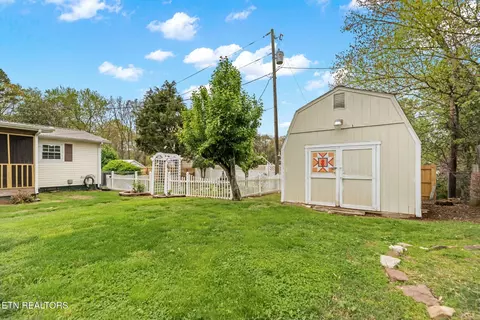 Exterior - 6116 Mcneely Rd, Corryton, TN 37721 photo 19 of 20