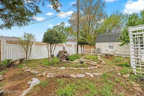 Exterior - 6116 Mcneely Rd, Corryton, TN 37721 photo 18 of 20