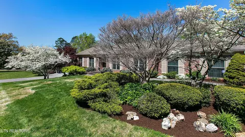 8339 Chadwick Dr, Knoxville, TN 37909