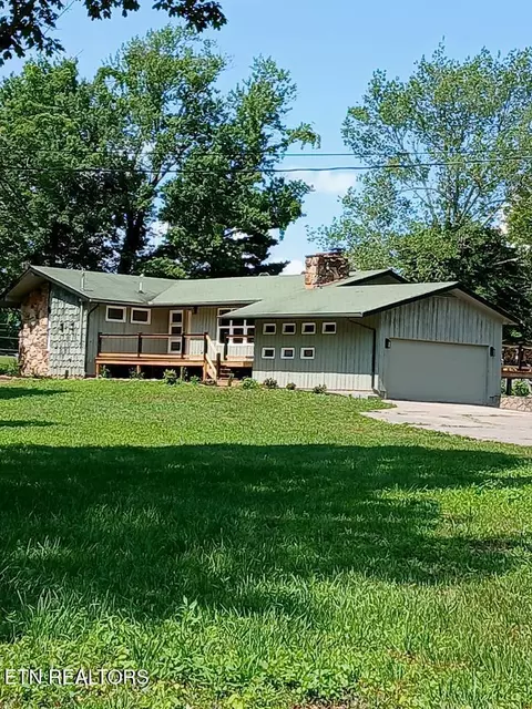 395 Church St, Spencer, TN 38585