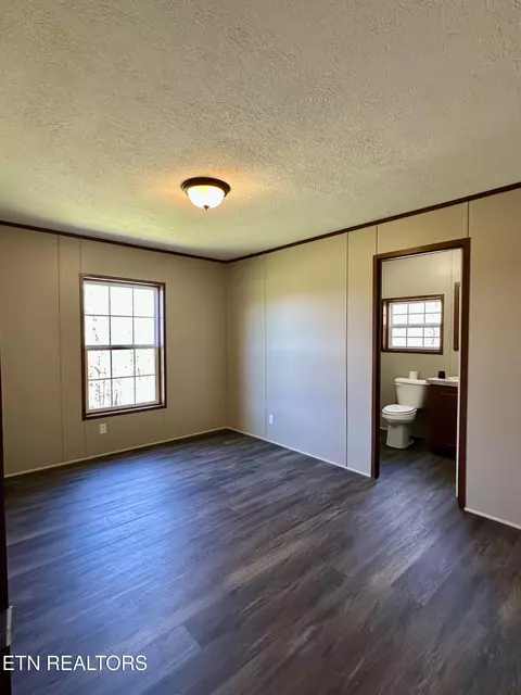 Bedroom - 146 Barnett Bridge Rd, Lancing, TN 37770 photo 2 of 4