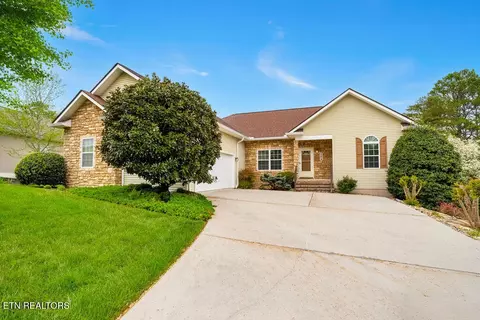 173 Depew Dr, Loudon, TN 37774