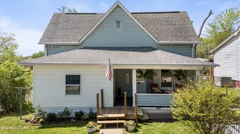 308 N C St, Lenoir City, TN 37771