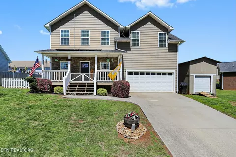 1280 Lori Ellen Ct, Sevierville, TN 37876