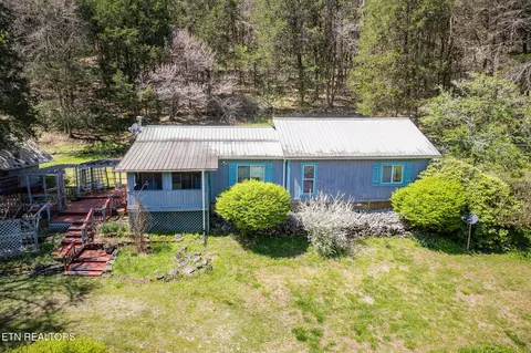 228 Stokes Ln, Gainesboro, TN 38562