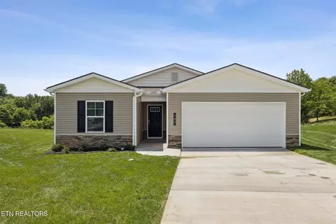 183 S Blissful Meadows Dr, Harriman, TN 37748