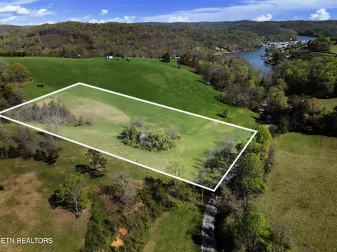 735 Alder Springs Rd, La Follette, TN 37766