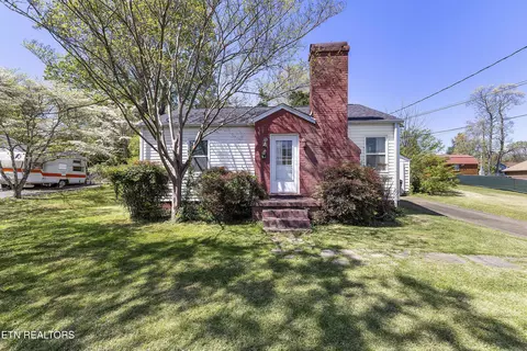 2223 Holbrook Dr, Knoxville, TN 37918