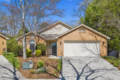 10079 Mccormick Pl, Knoxville, TN 37923
