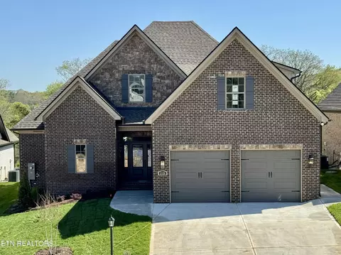 2126 Lantern Park Ln, Knoxville, TN 37932