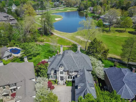 412 Heathermoor Dr, Knoxville, TN 37934