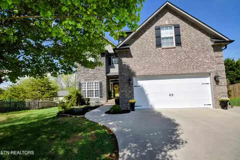 2919 Timber Green Ln, Knoxville, TN 37921
