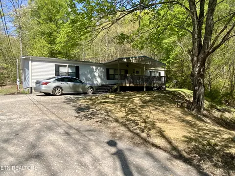 185 Moccasin Hollow Ln, Clinton, TN 37716