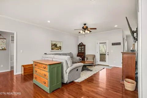 7217 Coleman Cir, Baxter, TN 38544 photo 8