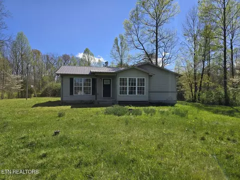 467 New Light Cir, Winfield, TN 37892
