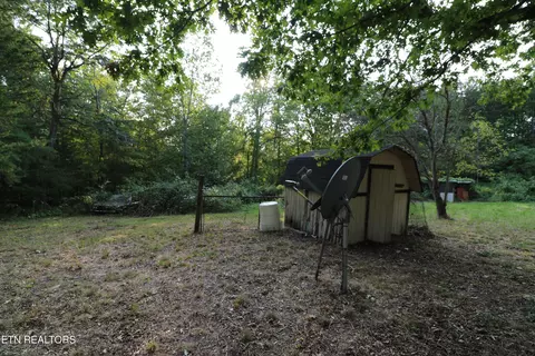 Undisclosed, Oneida, TN 37841 photo 15