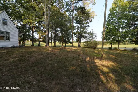 Undisclosed, Oneida, TN 37841 photo 7