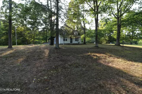 Undisclosed, Oneida, TN 37841 photo 9