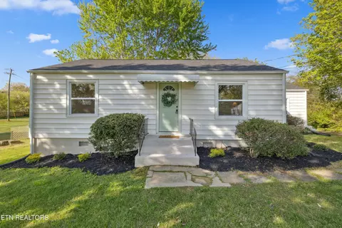 5105 Camelia Rd, Knoxville, TN 37912