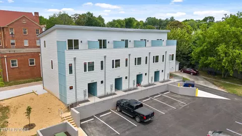 113 E Oldham #104, Knoxville, TN 37917