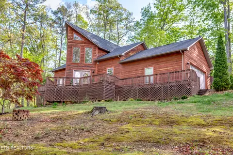 168 Cove Springs Dr, Dandridge, TN 37725