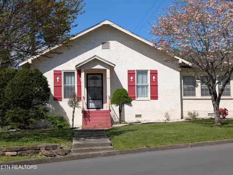 515 N 25th St, Middlesboro, KY 40965