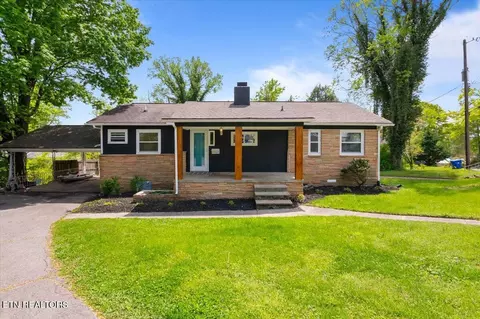 105 Ulysses Ln, Oak Ridge, TN 37830