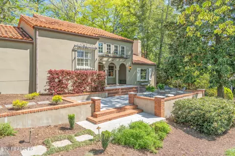 3567 SW Talahi Dr, Knoxville, TN 37919