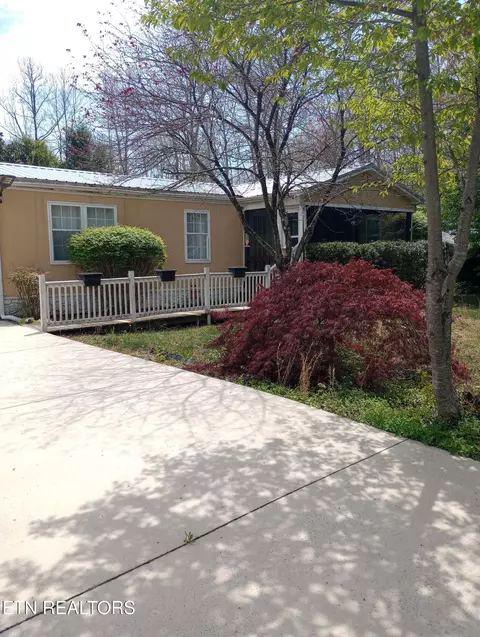7312 Big Horn Dr, Crossville, TN 38572