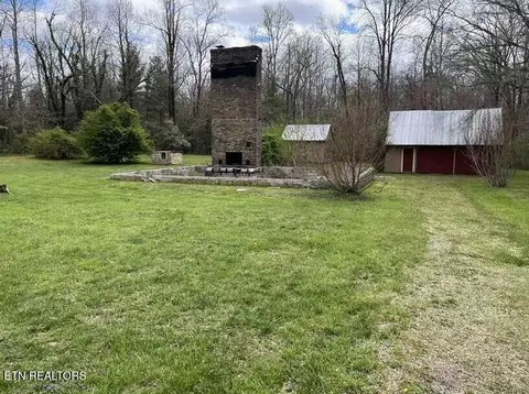 5601 Central Ave, Rugby, TN 37733